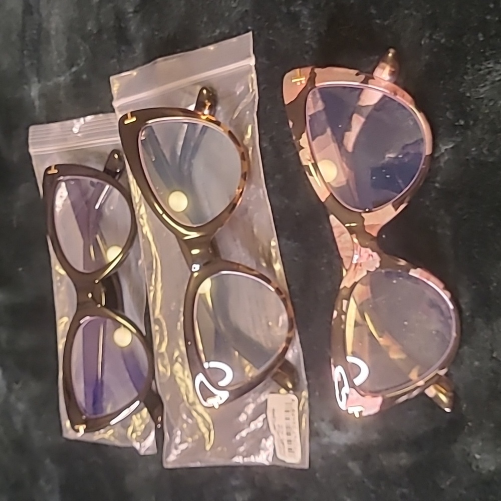 WAS  $39  Pair New Oversized Reading Glasses Set 3.0 Never Worn . No Wear